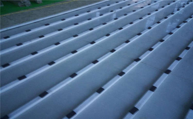 天津柞木體育木地板批發