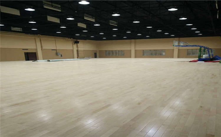 烏魯木齊企口體育木地板翻新