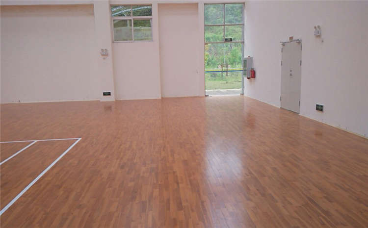 青海硬木企口體育木地板多少錢(qián)