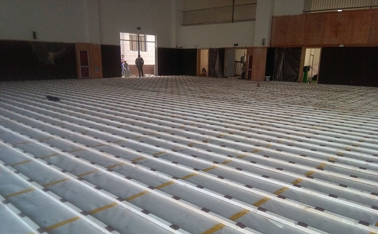 20厚風(fēng)雨操場運(yùn)動地板怎么維修？