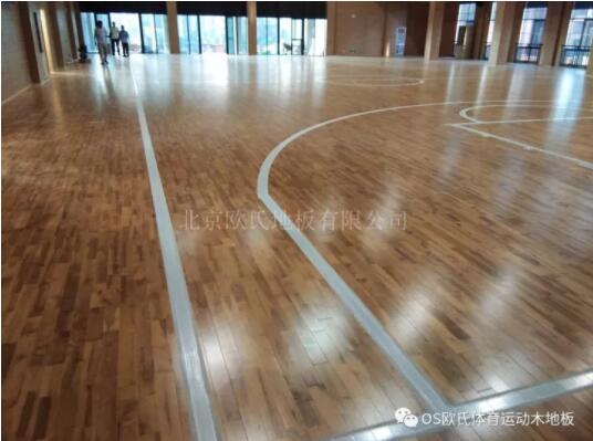 江蘇昆山兵希小學(xué)體育館木地板項(xiàng)目案例 江蘇昆山兵希小學(xué)體育館木地板項(xiàng)目案例