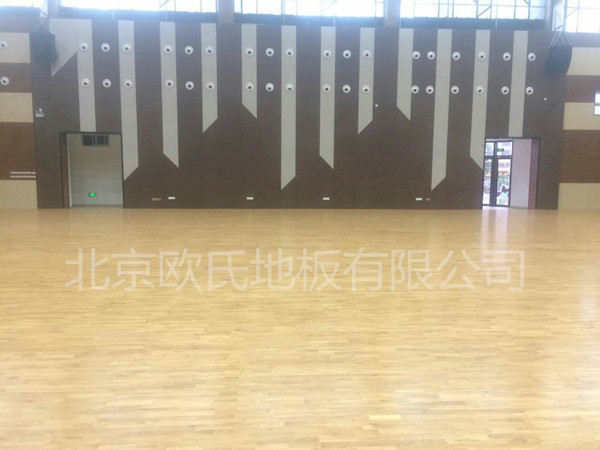 廈門翔安**實驗小學(xué)體育館柞木地板案例-3 廈門翔安**實驗小學(xué)體育館柞木地板案例-3