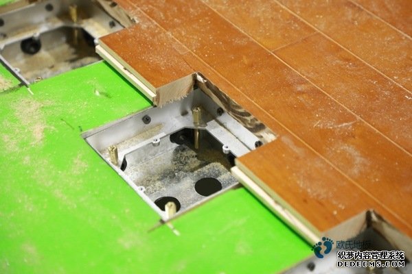 專業(yè)籃球館木地板什么牌子好